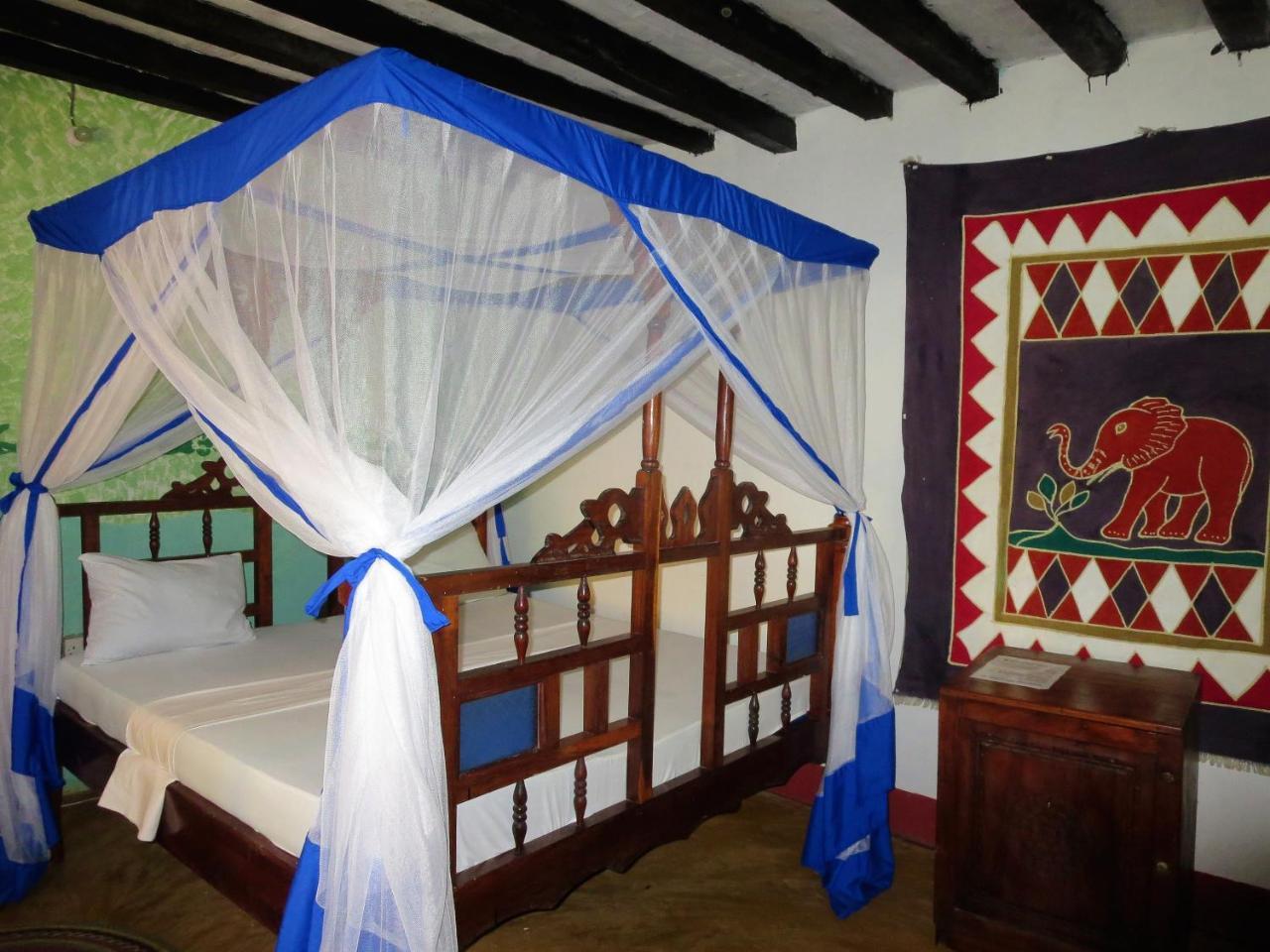Santa Maria Coral Park Hotel Pongwe Exterior photo